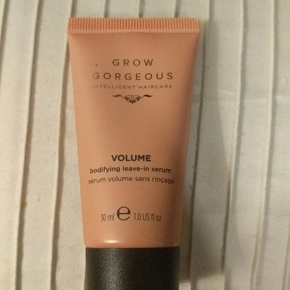 NWT Leave in Serum (Hair)